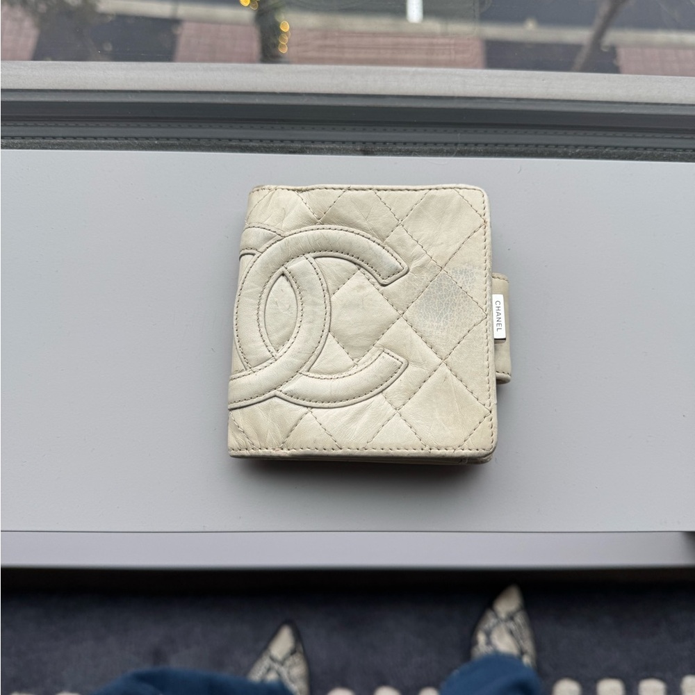Chanel White Quilted Wallet